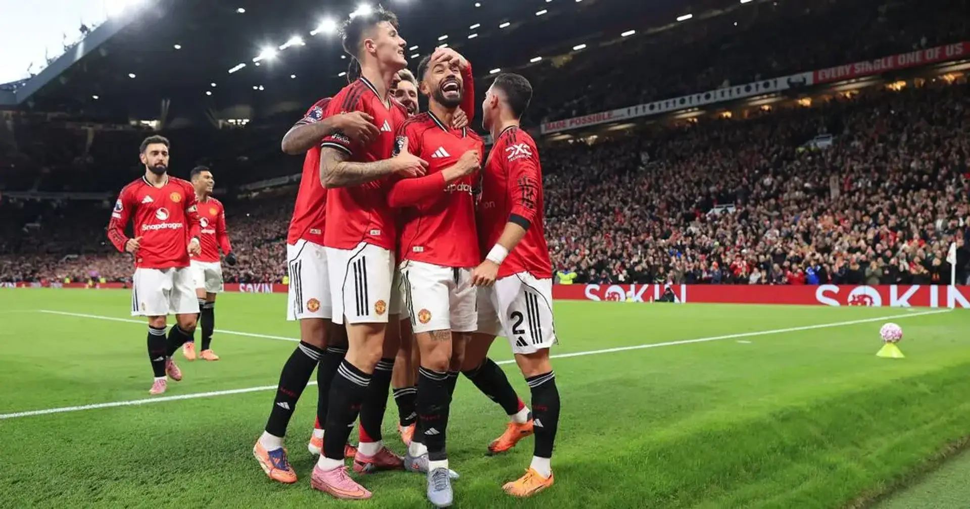 Manchester United vs Manchester City — Old Trafford, Manchester