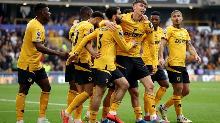 Wolverhampton Wanderers vs Millwall — Molineux Stadium, Wolverhampton