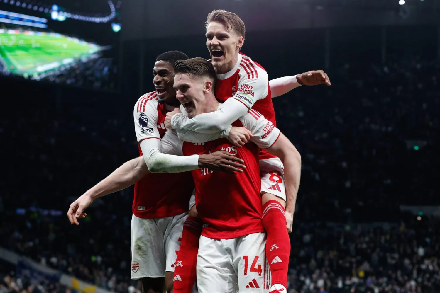 Arsenal vs Everton — Emirates Stadium, London