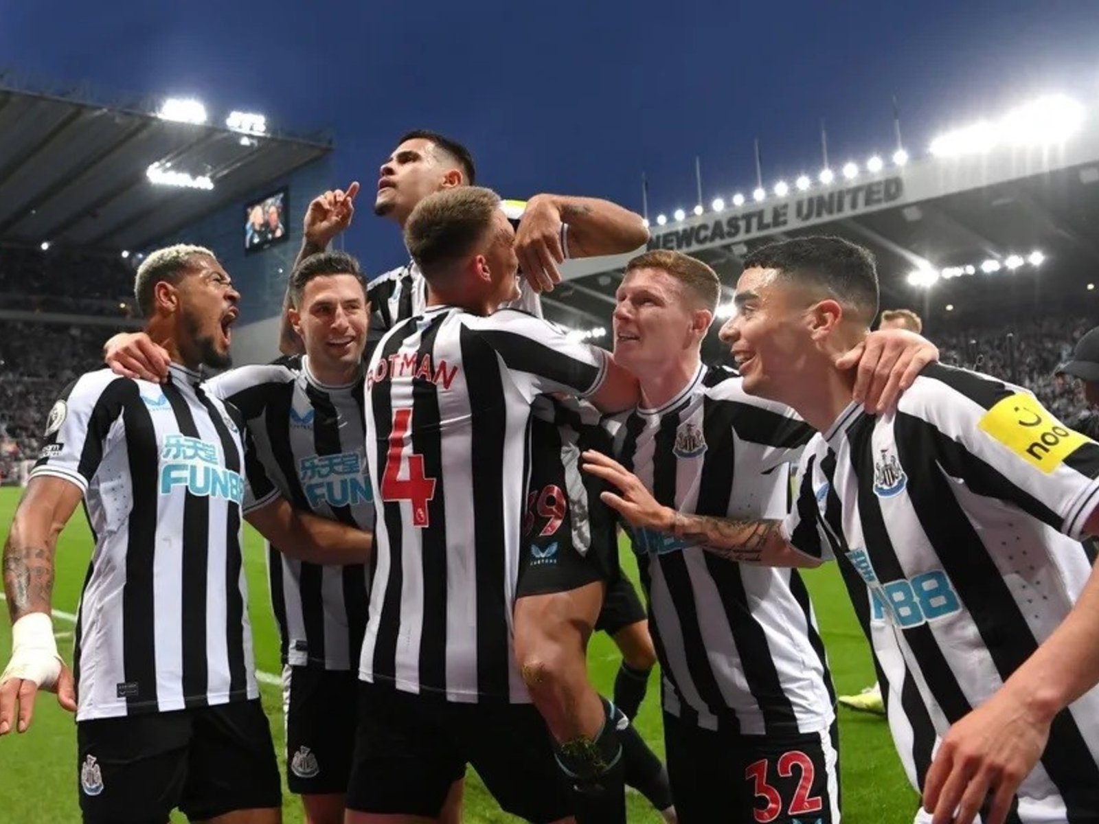 Newcastle United vs Ipswich Town — St. James Park, Newcastle Upon Tyne