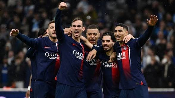 Paris Saint-Germain vs Troyes — Parc des Princes, Paris