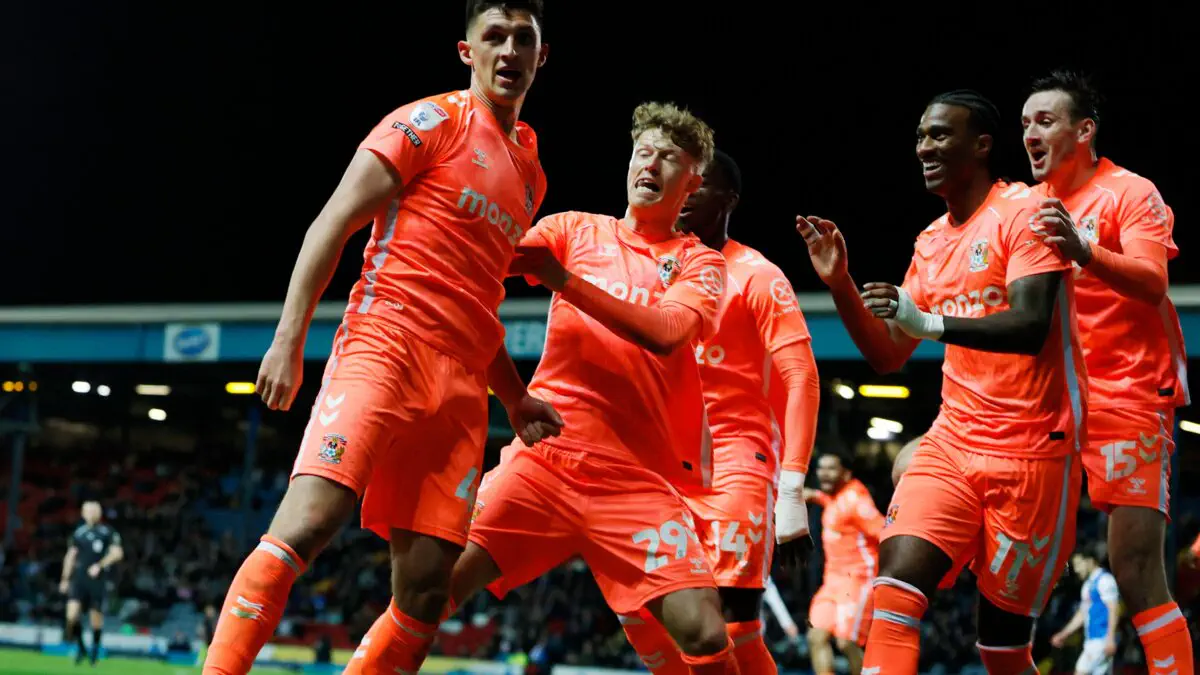 Coventry City vs Manchester United — Coventry Building Society Arena, Coventry